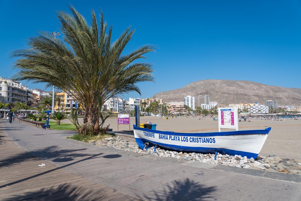 Modern Apartment Los Cristianos Center Exterior photo